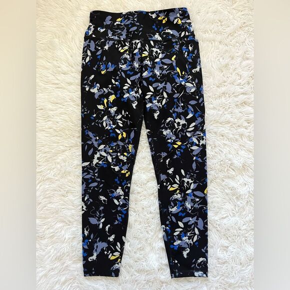 Sweaty Betty Power 7/8 Pocket Leggings Black Blue Floral Print Size Small - Picture 4 of 7